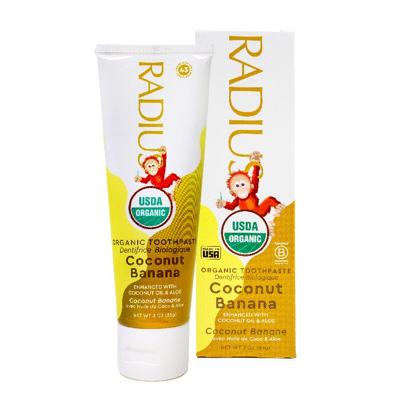 Saugi vaikiška dantų pasta, veiksmingai šalinanti apnašas, stiprinanti dantų emalį ir pasižyminti maloniu skoniu. Tinka vaikams nuo 6 mėnesių amžiaus.